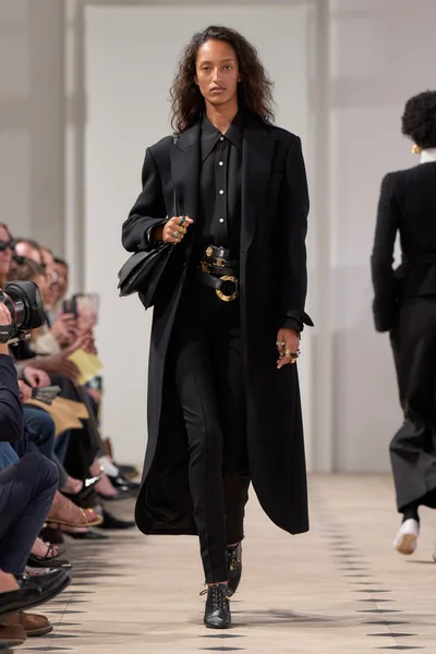 Look 6